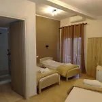 Isidora 2*