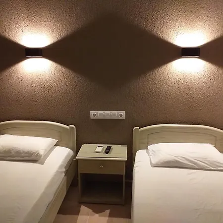 Hotel Isidora 2*