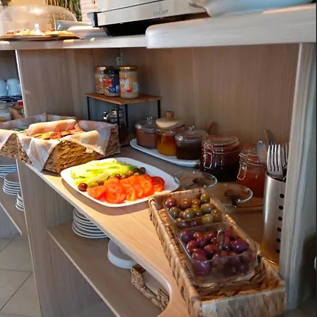 Isidora Hotel
