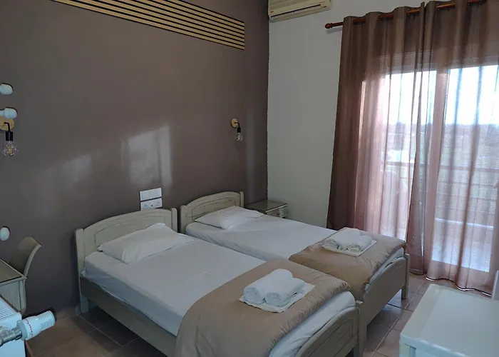 ホテル イシドラ Loutrós